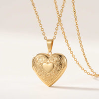 Thumbnail for Collier Médaillon Photo Coeur Floral