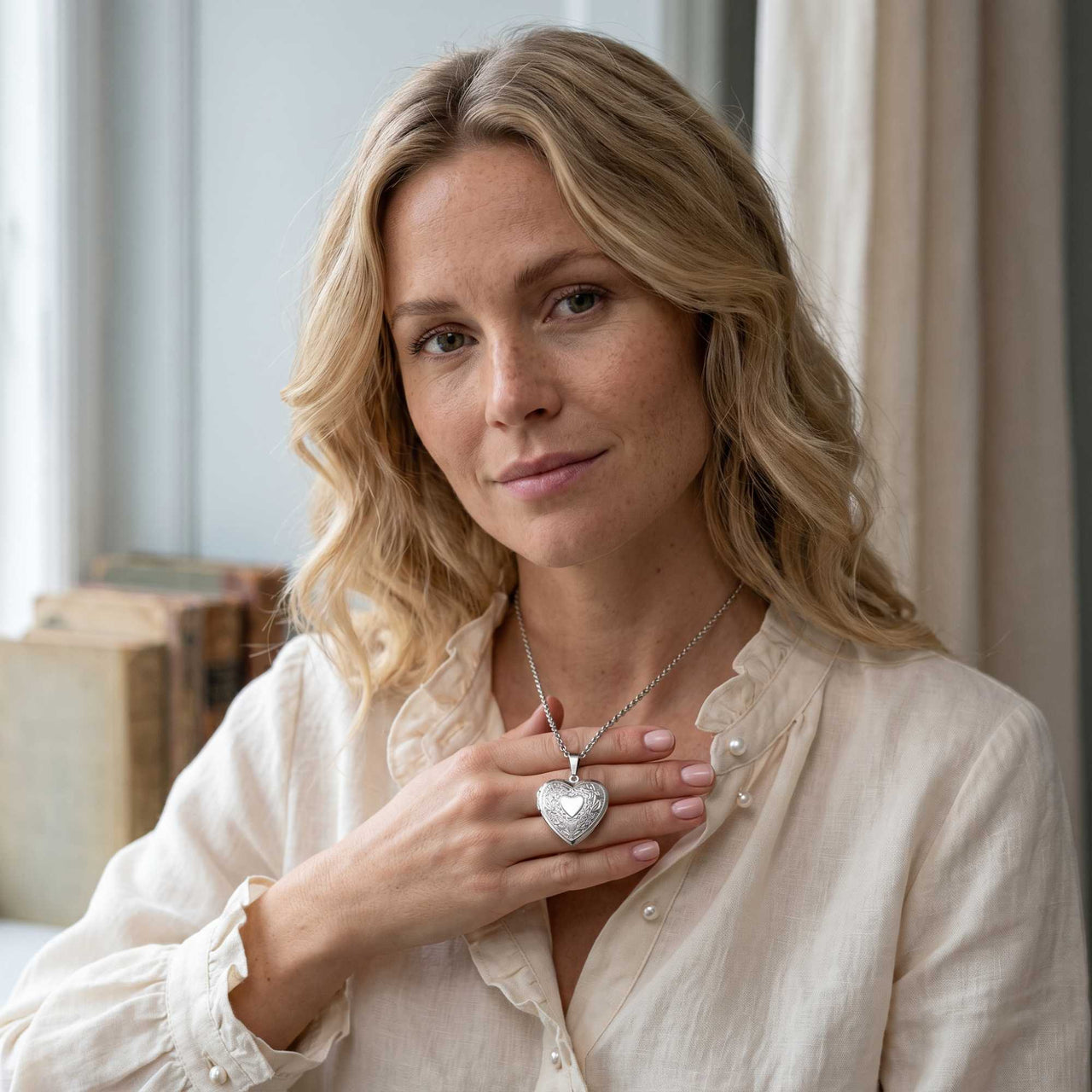 Collier Médaillon Photo Coeur Floral