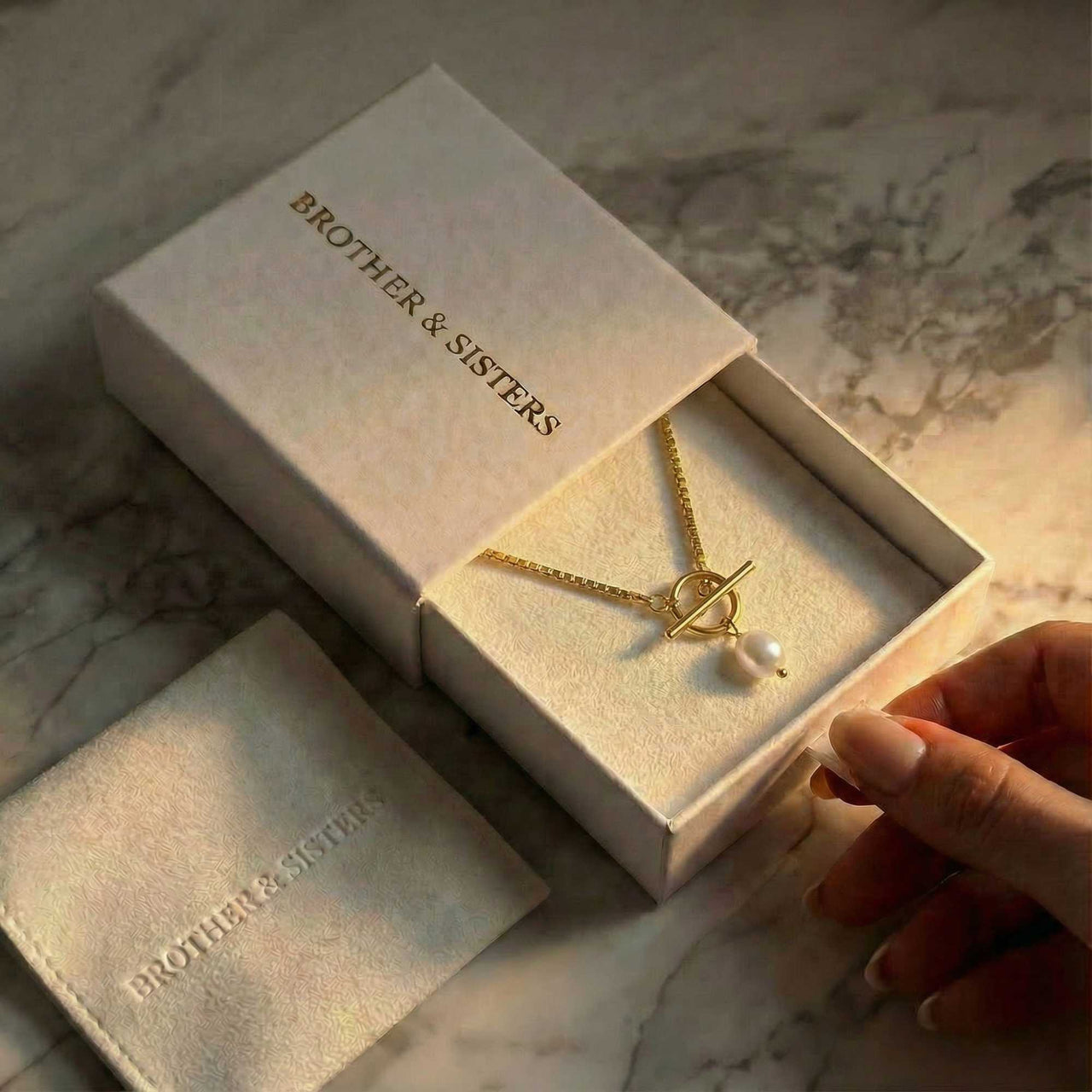 Collier La Isla Perle Toggle