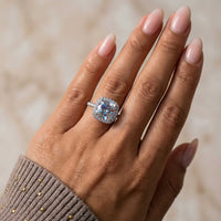 Thumbnail for L'Intemporelle