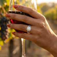 Thumbnail for La Carrée