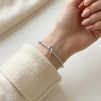 Thumbnail for Le Bracelet Nœud