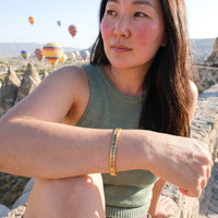 Thumbnail for Bracelet message — photo portée en escapade, or | SKU: bgby-g