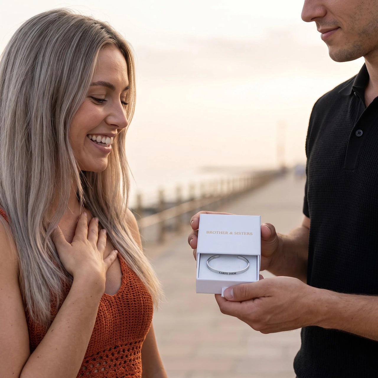Bracelet manchette — le moment du cadeau, argent | SKU: cp-rg