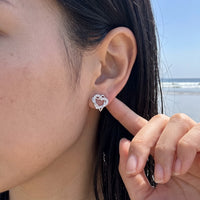 Thumbnail for Boucles d'oreilles coeur argent — photo portée, taille réelle, argent | SKU: 4478648-platinum-plated-clear
