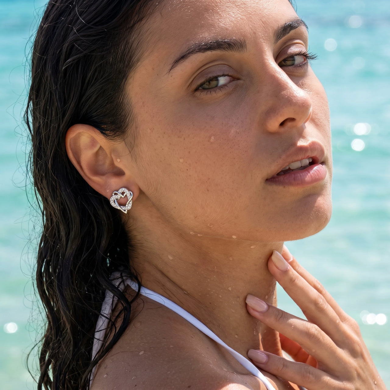 Puces d'oreilles — photo portée dans l'eau, waterproof, argent | SKU: 4478648-platinum-plated-clear