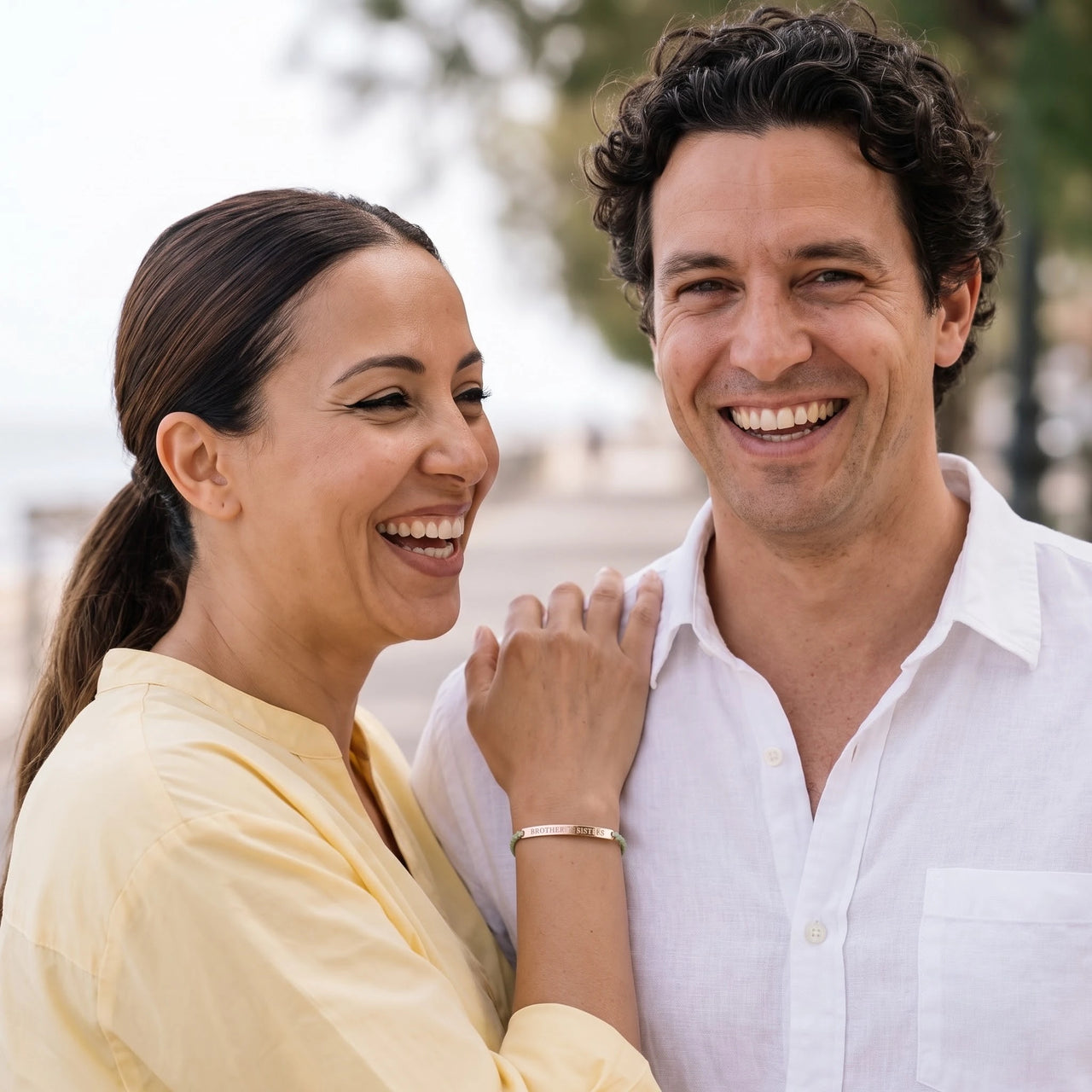 Bracelet cordon réglable — photo en couple, or rose | SKU: lanature-rg
