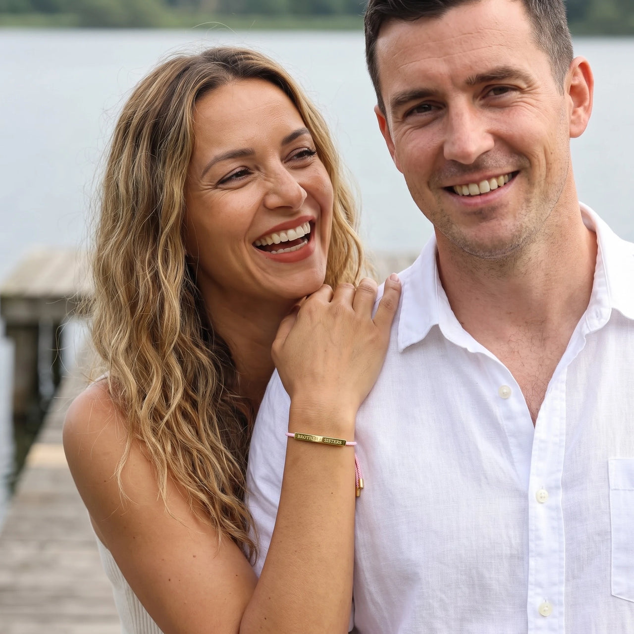 Bracelet rose — photo en couple, or | SKU: lecorail-g