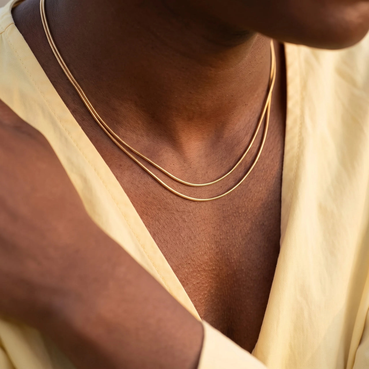 Collier maille — gros plan sur les détails, or | SKU: lesimplenecklace