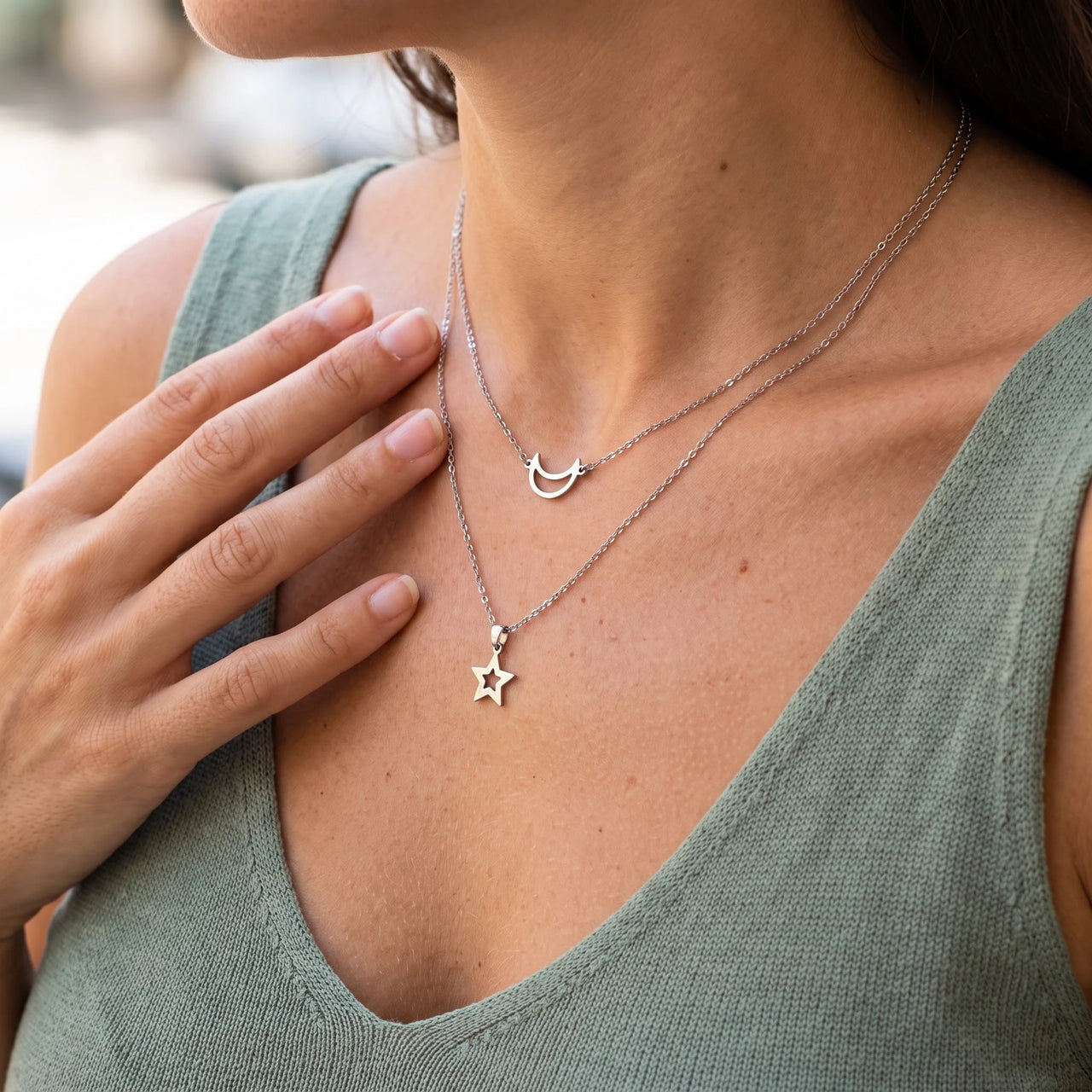 Collier étoile — gros plan sur les détails, argent | SKU: letoile-wg