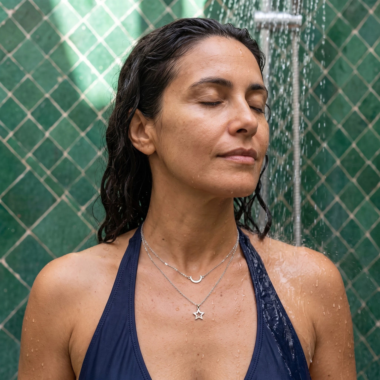 Collier femme — photo portée sous la douche, waterproof, argent | SKU: letoile-wg