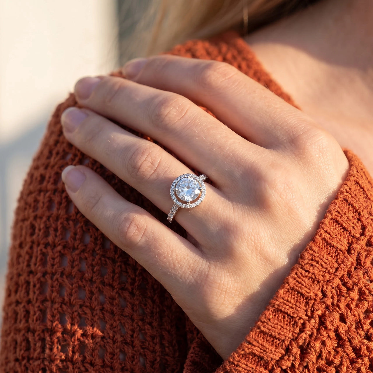 Bague halo — gros plan sur les détails, argent | SKU: 101791-4.5-silver