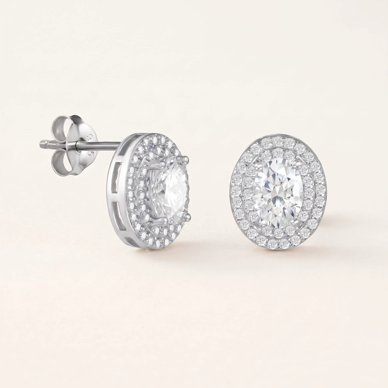Boucles d'oreilles ovales — photo produit sur fond blanc, argent | SKU: 6306968-white