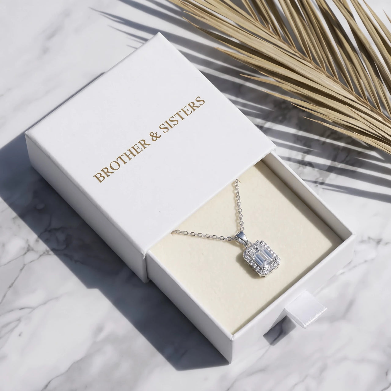 Collier rectangle — dans l'écrin cadeau, argent | SKU: 22559056