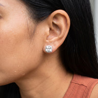 Thumbnail for Boucles d'oreilles mariage — gros plan sur les détails, argent | SKU: 505185-white