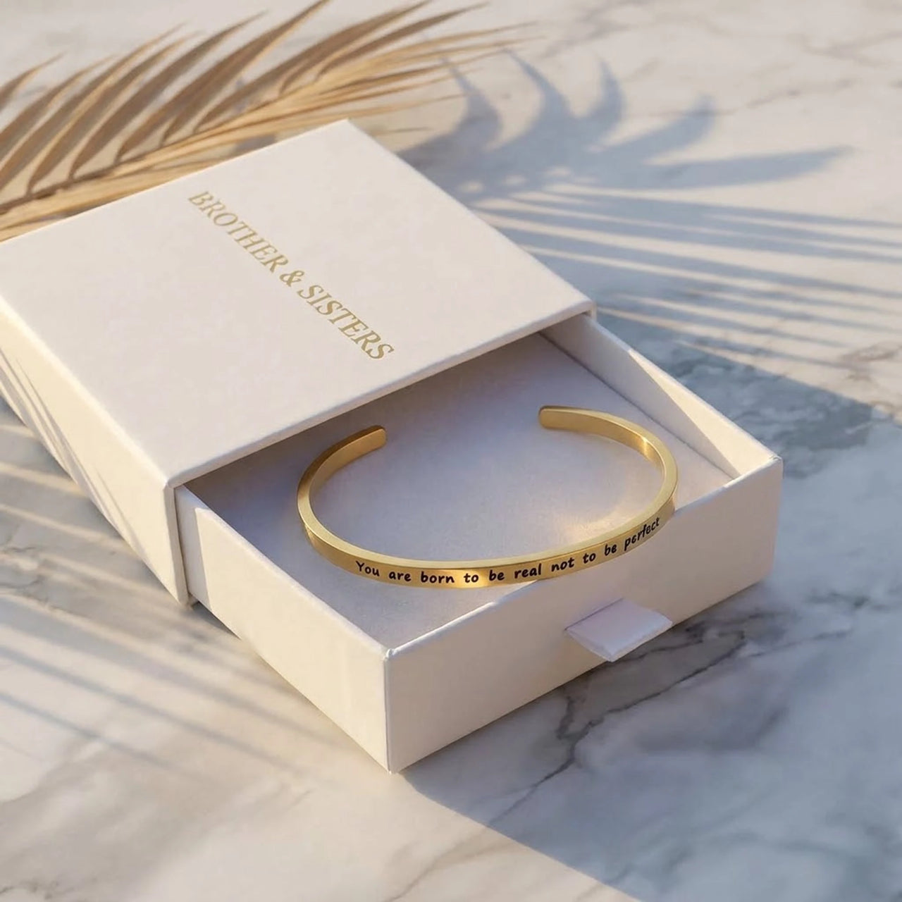 Bracelet message — dans l'écrin cadeau, or | SKU: 9864184-gold